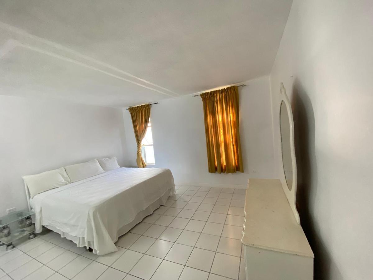 Deluxe Montego Bay Club Studio & Suites Luaran gambar
