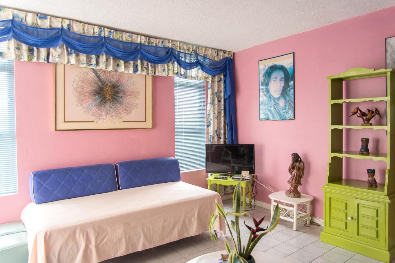Deluxe Montego Bay Club Studio & Suites Luaran gambar